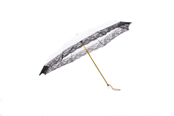 White jade lace folding umbrella - Image 3